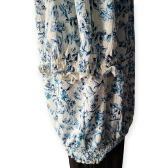 Blue Floral Ruffle Blouse MELLODAY Size 3X - Picture 6 of 11